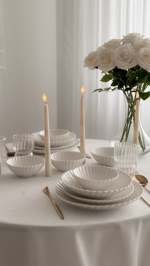 Lotus White Flower Teller-Set